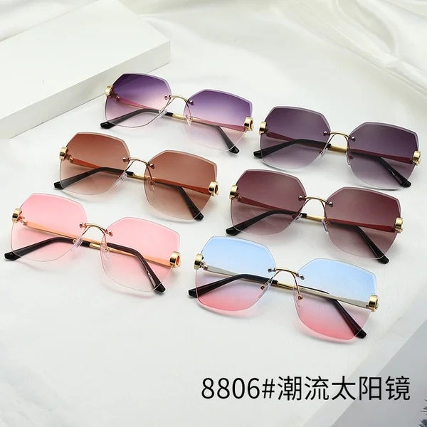 Ladies Metal sunglasses - Image 4