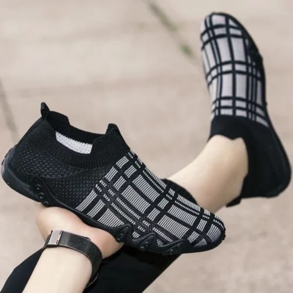 Men's Summer Slip-On Breathable Mesh Sneakers - Image 4